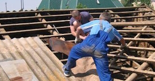 Демонтаж крыши в Луховицах - стоимость работ от 714 рублей за м2