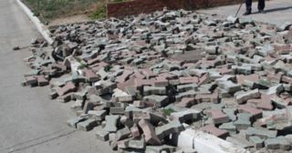 Демонтаж тротуарной плитки Луховицы, цена от 2906 руб.